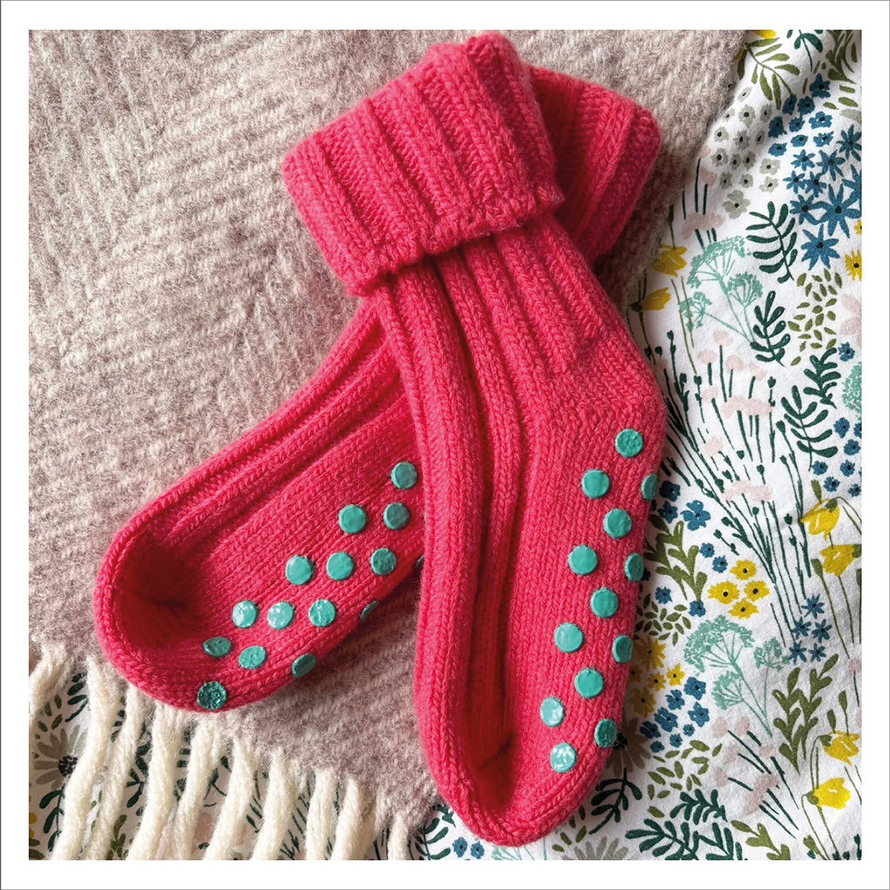 Catherine Tough Kids Cashmere Socks - Pink
