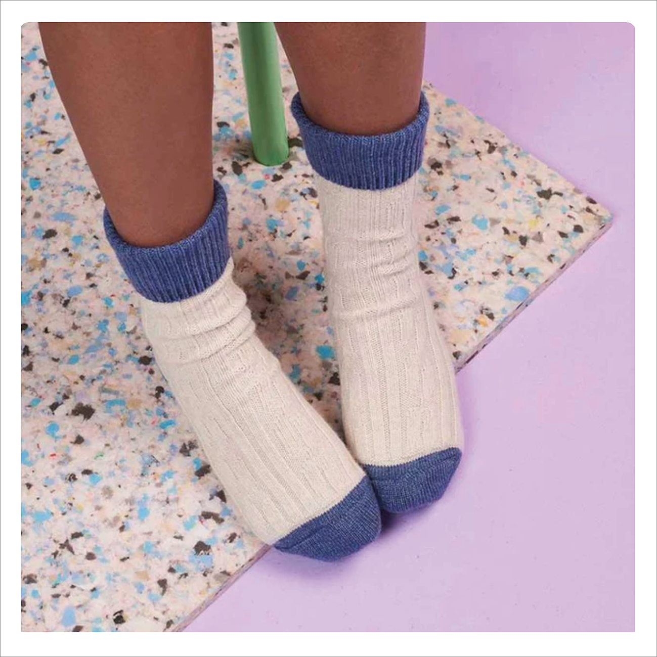 Catherine Tough Women's Cashmere Socks - Cream / Blue