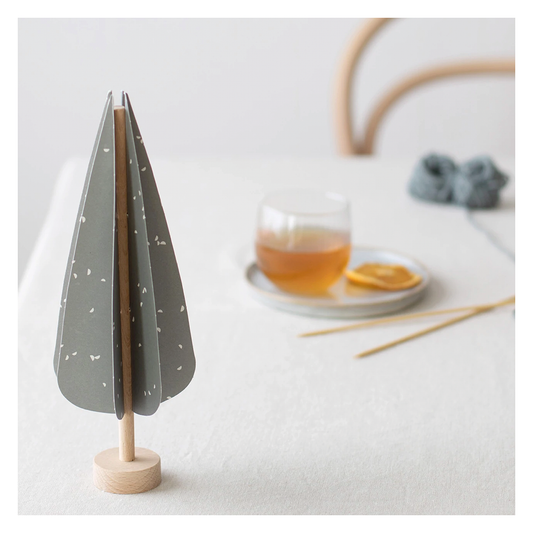 Zonnelijk Cypress Tree - small